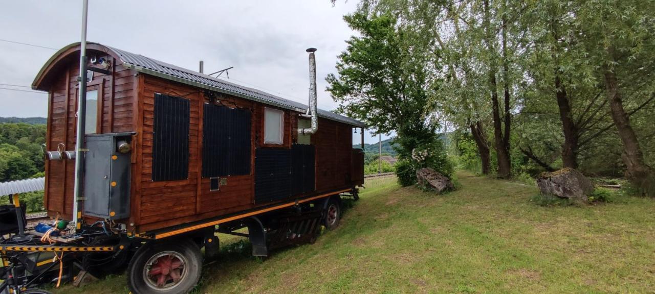 Ferienwohnung Autarkes Tiny House mit Rheinblick Rumikon Exterior foto